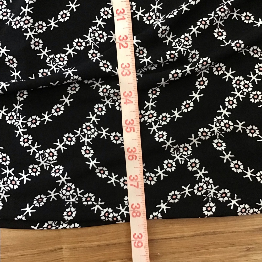 NWOT LOFT Flower & Star Print Wrap Dress - Picture 9 of 12